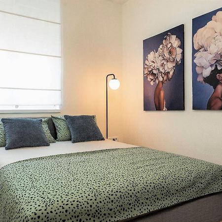 City Lux Apartment 2 - With Garage And Balcony Zadar Bagian luar foto