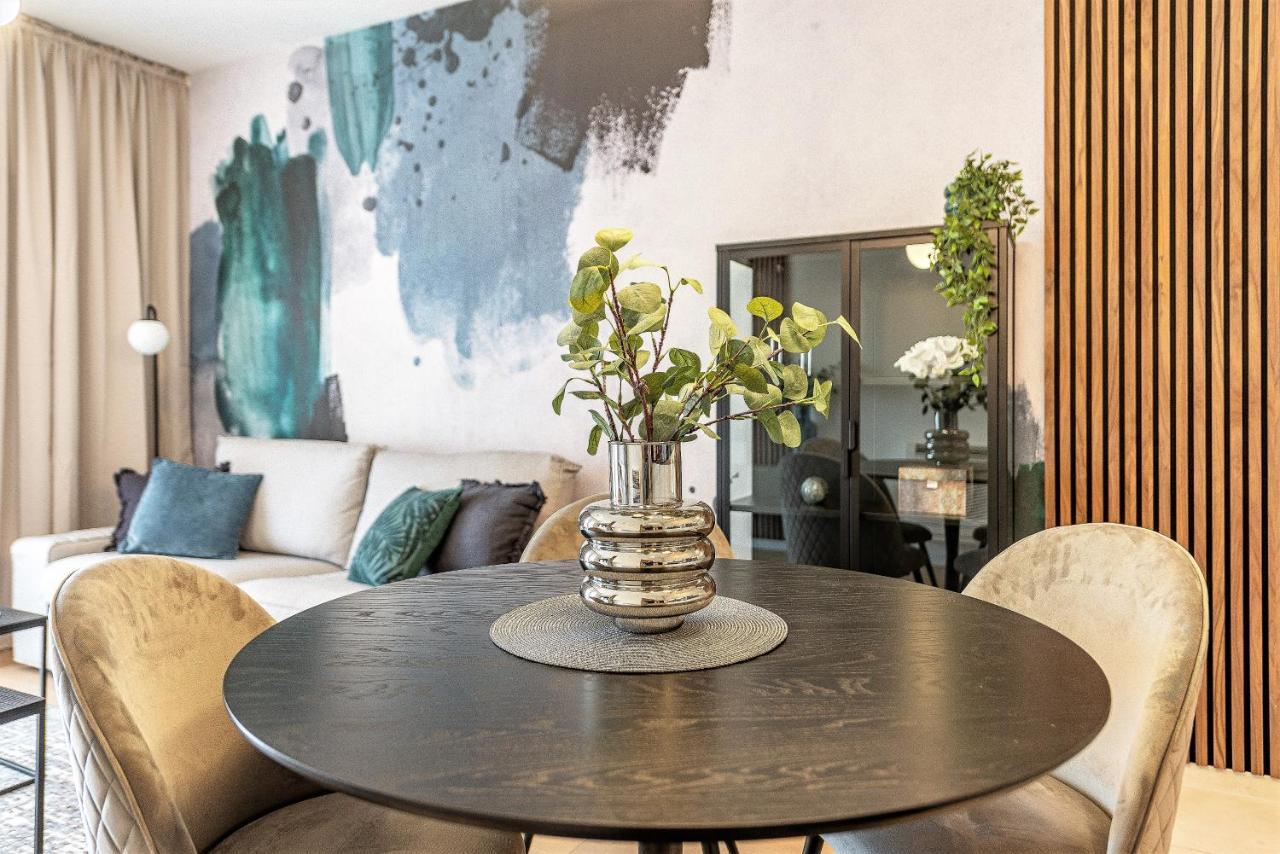 City Lux Apartment 2 - With Garage And Balcony Zadar Bagian luar foto