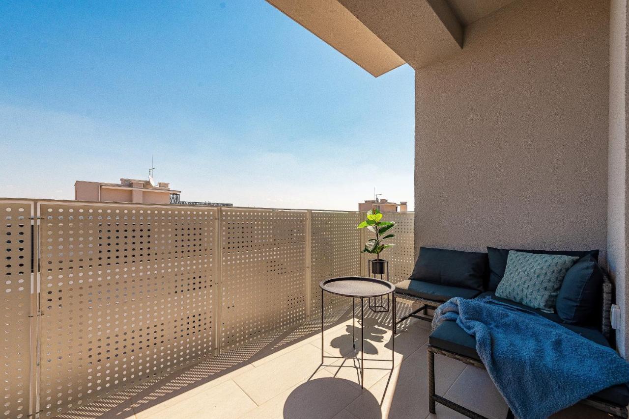 City Lux Apartment 2 - With Garage And Balcony Zadar Bagian luar foto